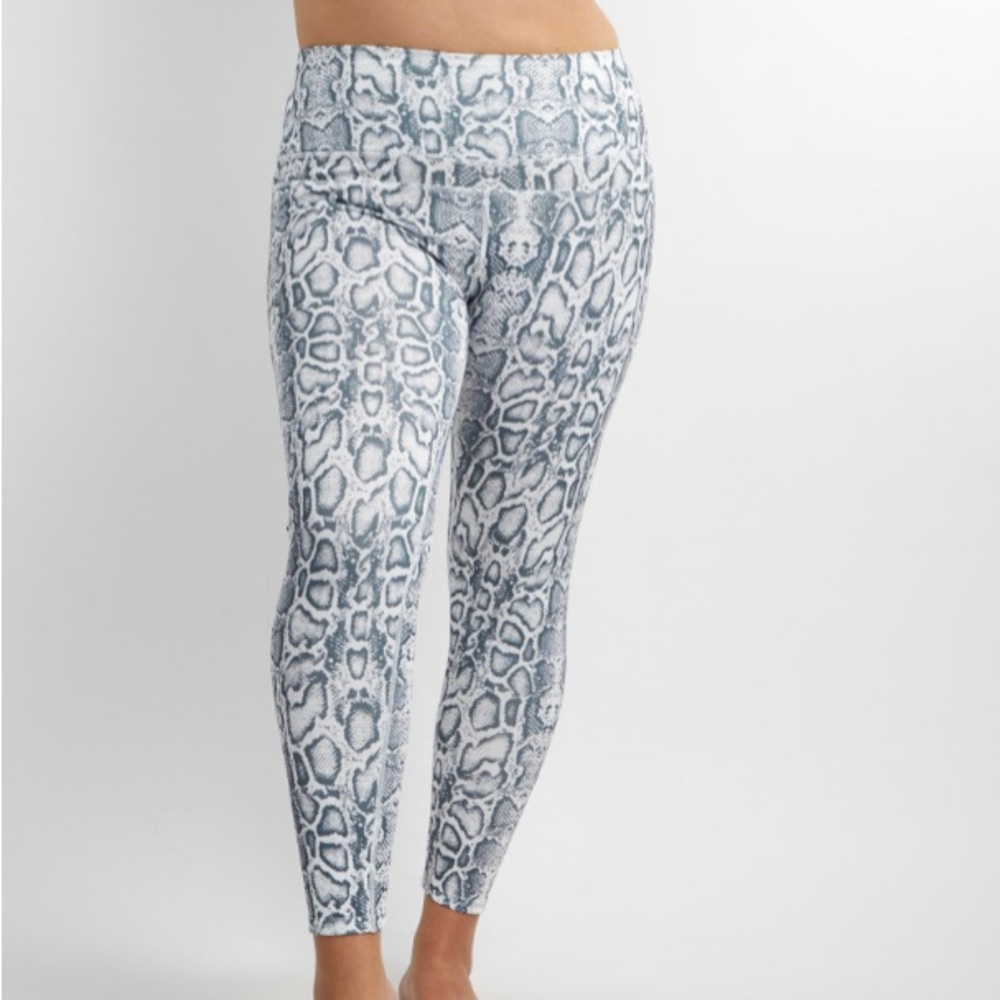 Savvi Khali leggings 27 1/2’